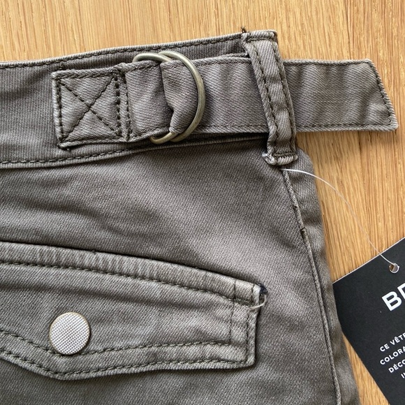 BDG Ecote (UO) Ladies Shorts - Picture 2 of 8